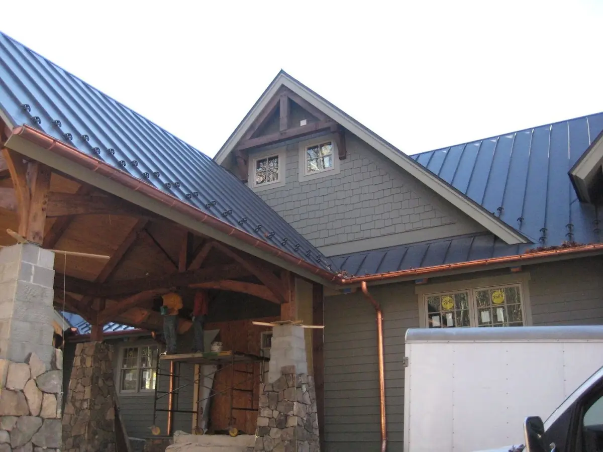 Craftsman Roofing team delivering quality roofing work in Halfmoon